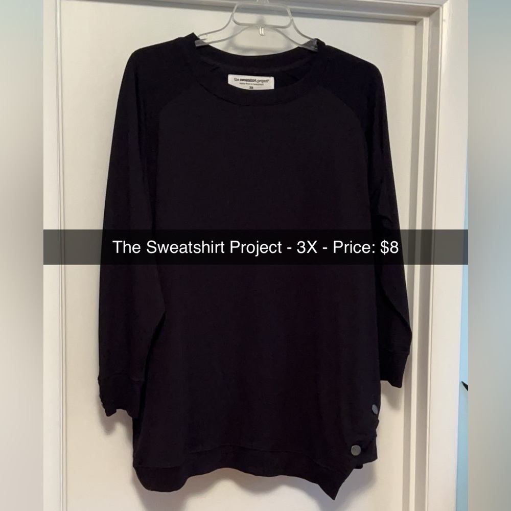 Ladies plus size black sweatshirt